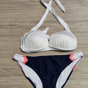 NWT - Stylish White and Navy Bikini Set - Sz XL